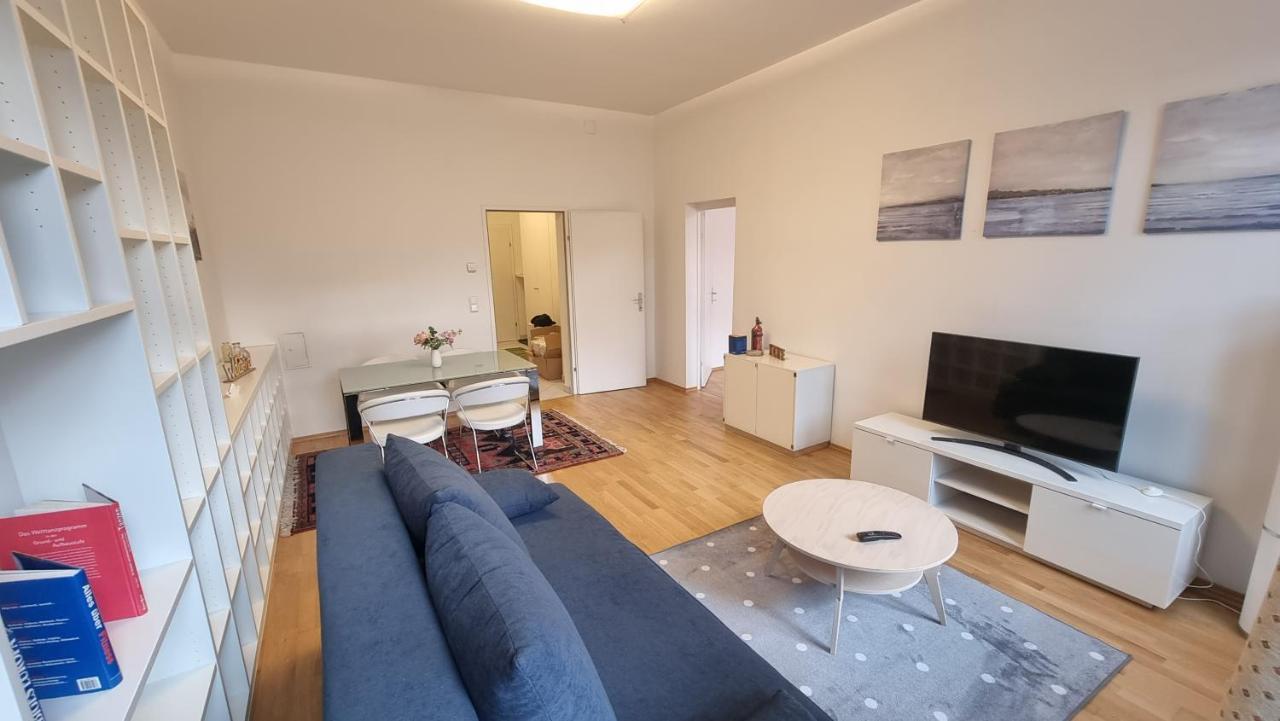 Sunny Apartment Next To Metro 1Br Wenen Buitenkant foto